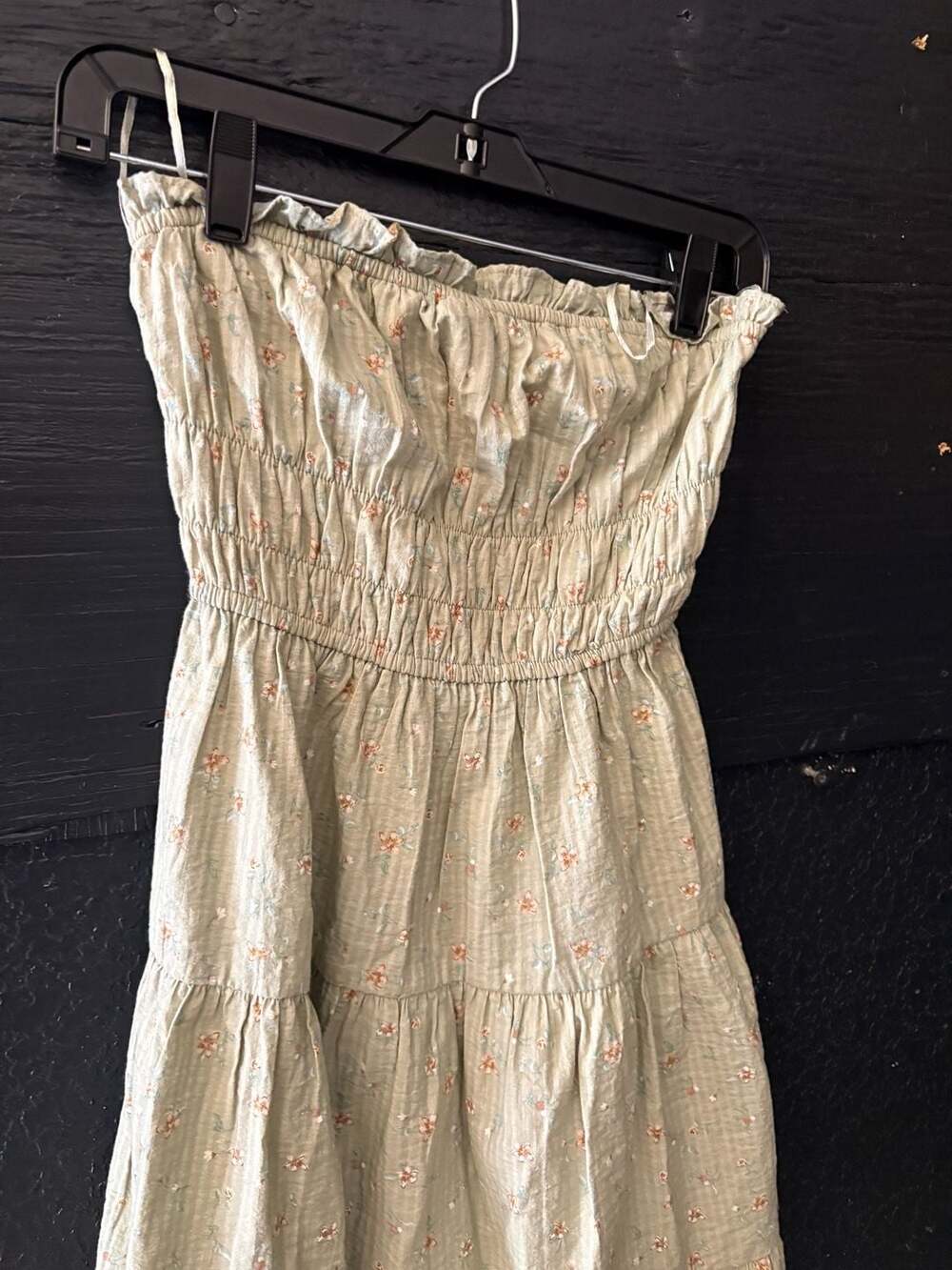 Aeropostale Green Floral Smocked Bodice Strapless Tiered Mini Dress